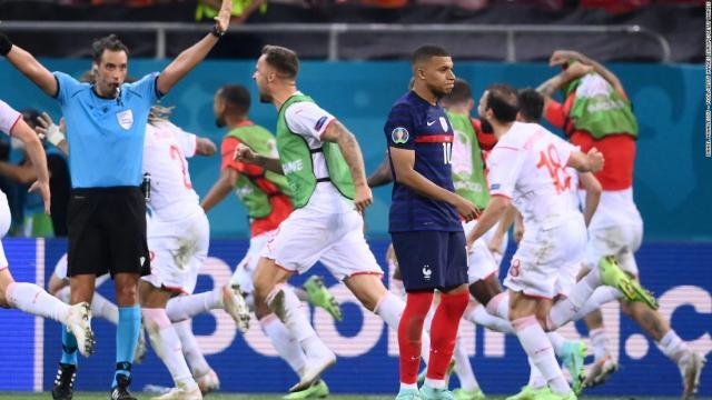 1624924311462091877.jpg 210628230637-swiss-celebrations-super-tease.jpg